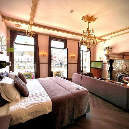Grand Cafe Hotel De Bourgondier ベルヘン・オプ・ゾーム エクステリア 写真